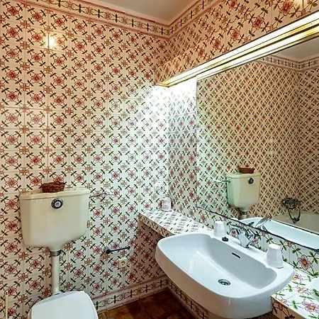 Sleeps 10 With Pool And Wifi Villa *