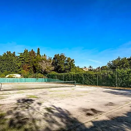 Sleeps 10 With Pool And Wifi * Montinhos da Luz