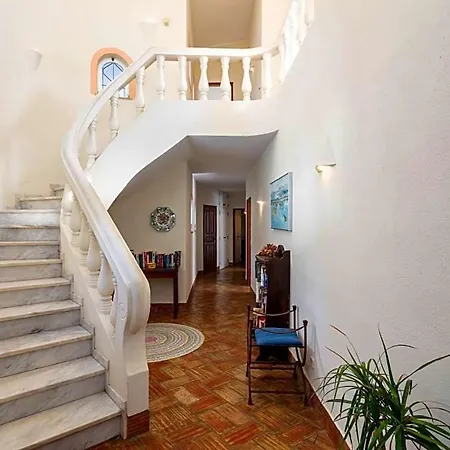 Sleeps 10 With Pool And Wifi *