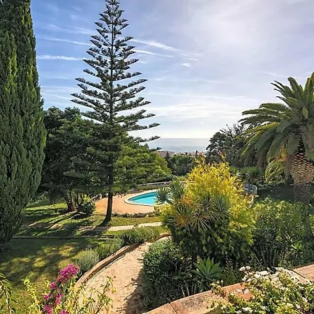 Sleeps 10 With Pool And Wifi *